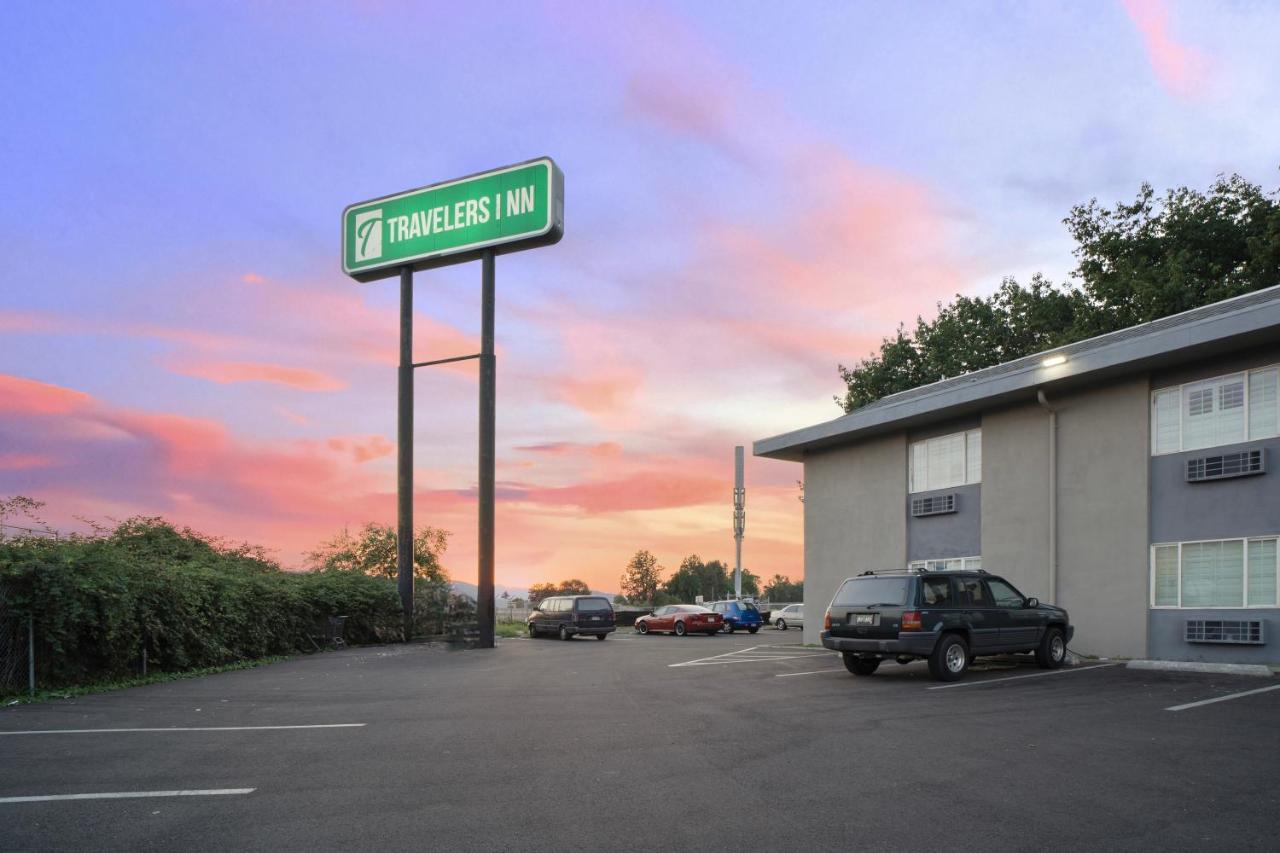 Travelers Inn Medford Luaran gambar